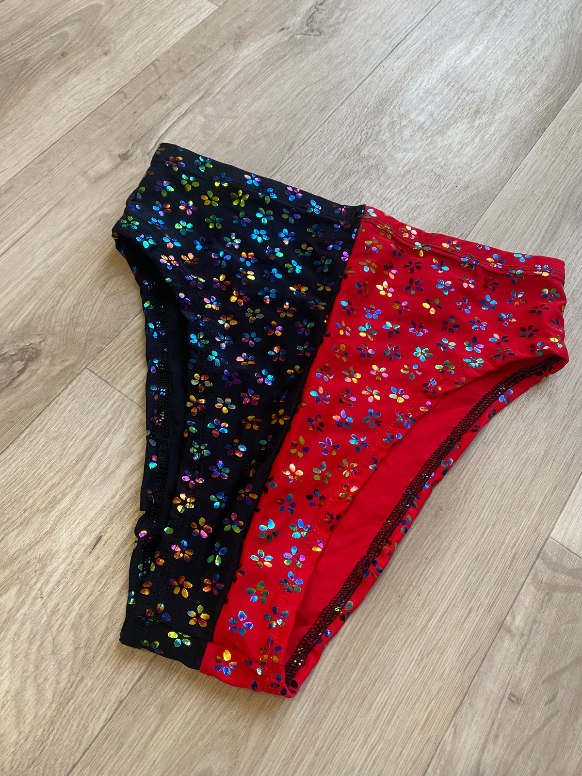BLACK AND RED GYPSY  SPLIT HIGH CUT BOTTOMS SIZE UK 8/US 4 SAMPLE SALE