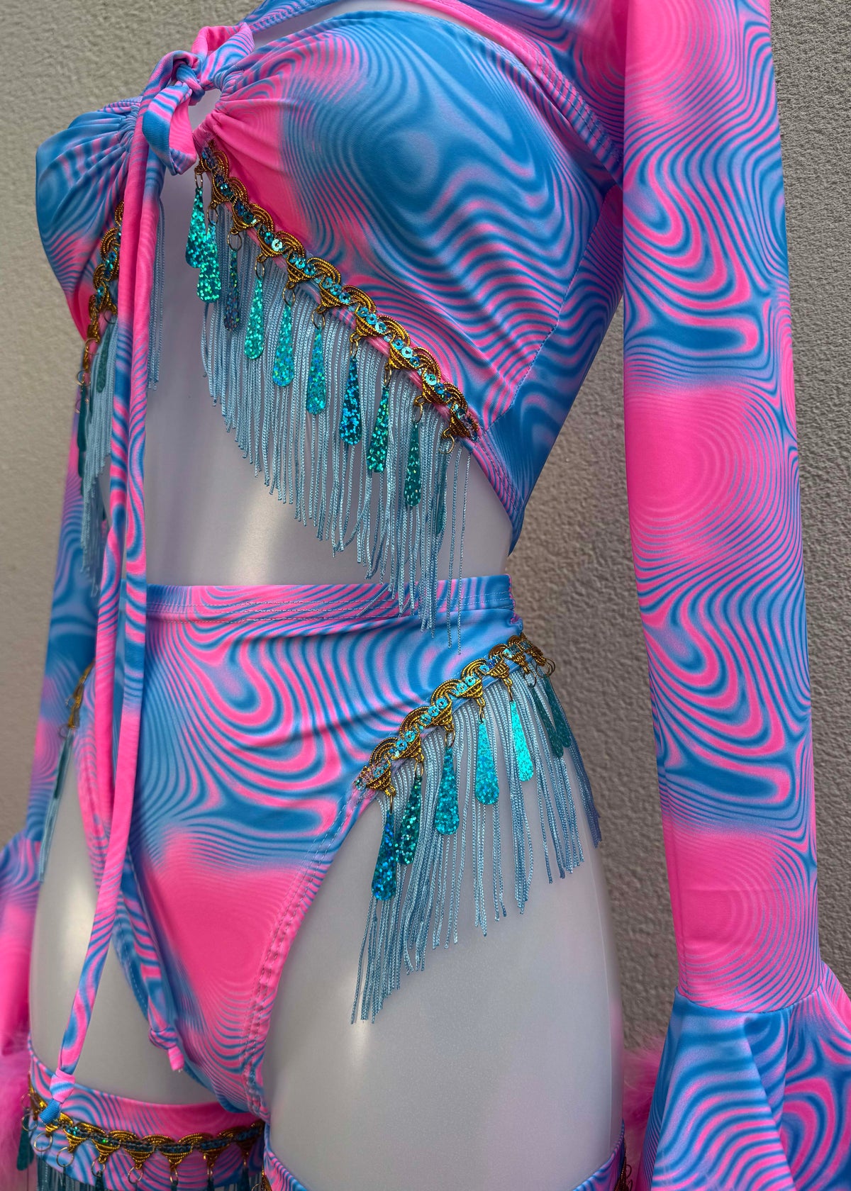 Blueberry Pink Iridescent Festival Outfit with Fluffy Wrist Shrug