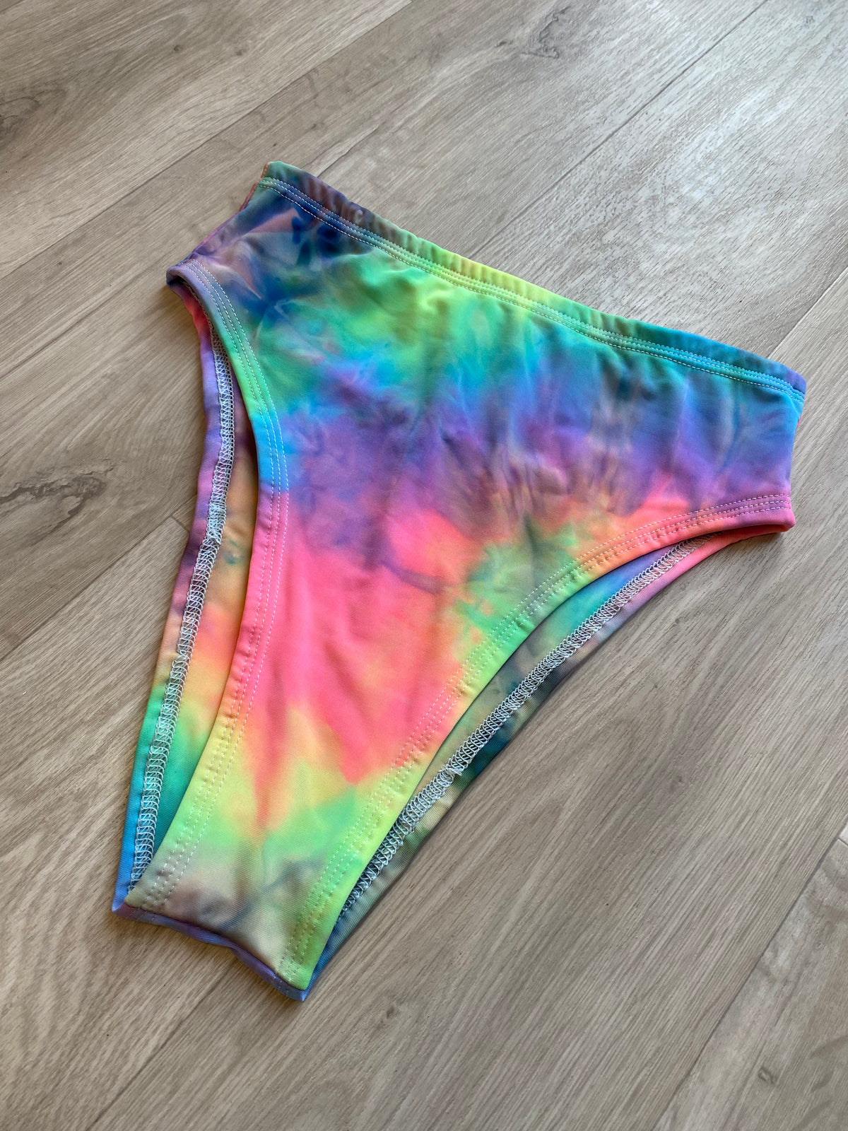 TIE DYE HIGH CUT BOTTOMS SIZE UK 6/US 2 SAMPLE SALE