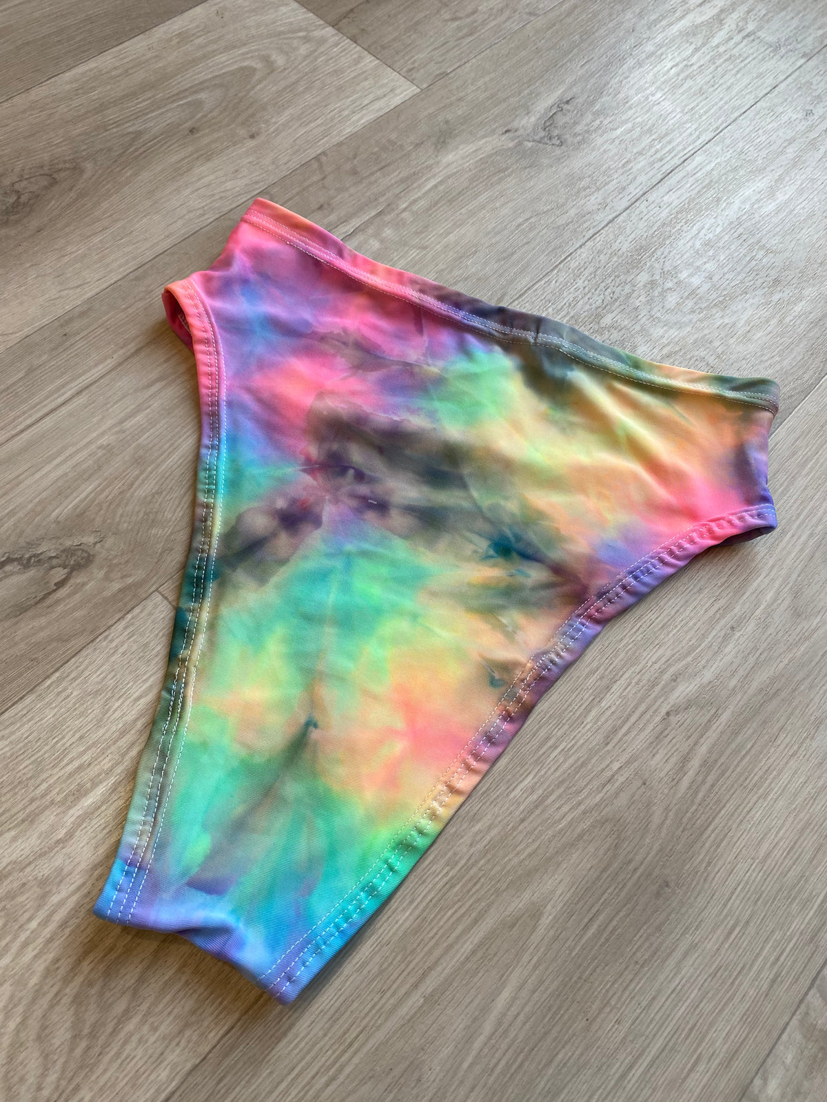 TIE DYE HIGH CUT BOTTOMS SIZE UK 6/US 2 SAMPLE SALE