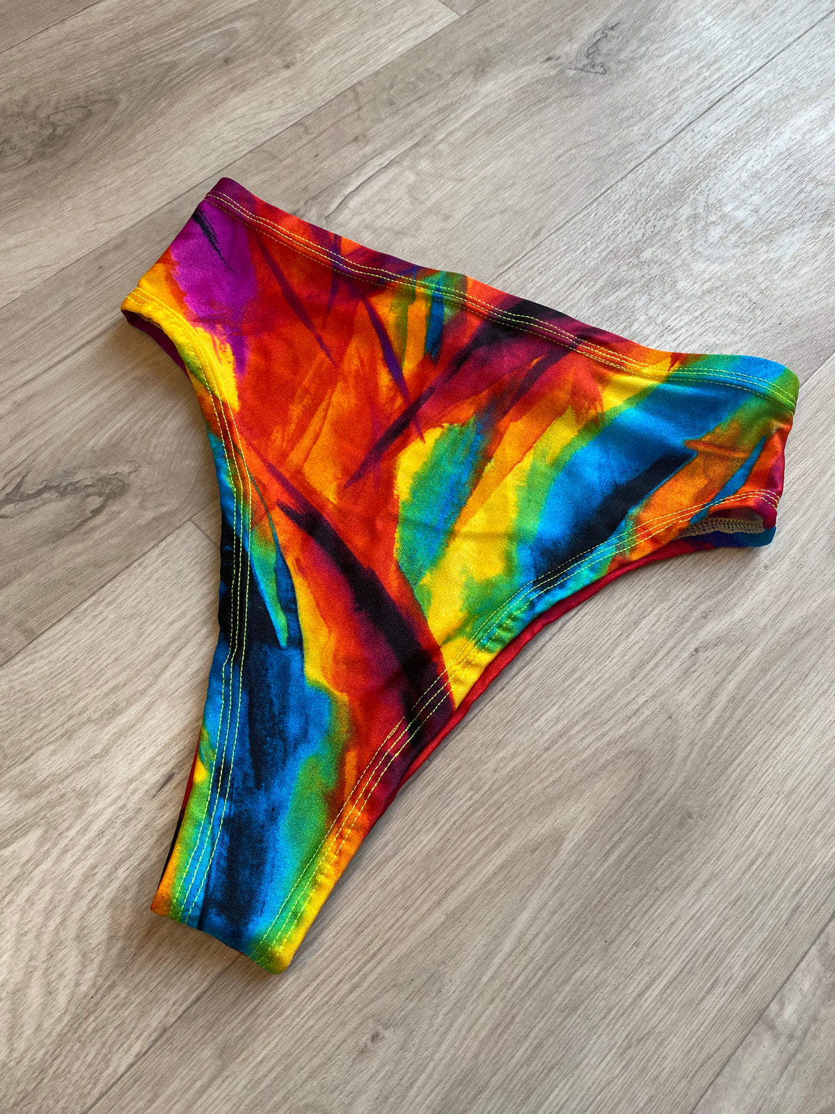 TROPICAL CHEEKY BOTTOMS SIZE UK 6/US 2 SAMPLE SALE