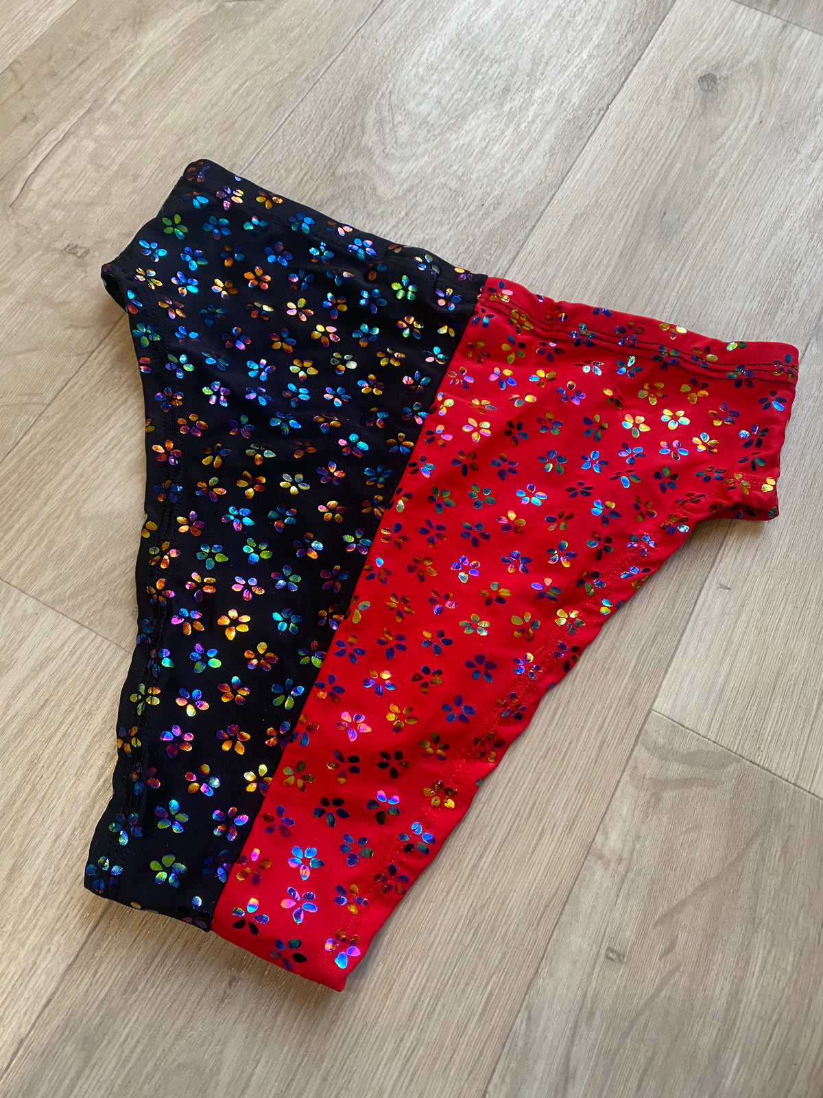 RED AND BLACK GYPSY SPLIT HIGH CUT BOTTOMS SIZE UK 8/US 4 SAMPLE SALE