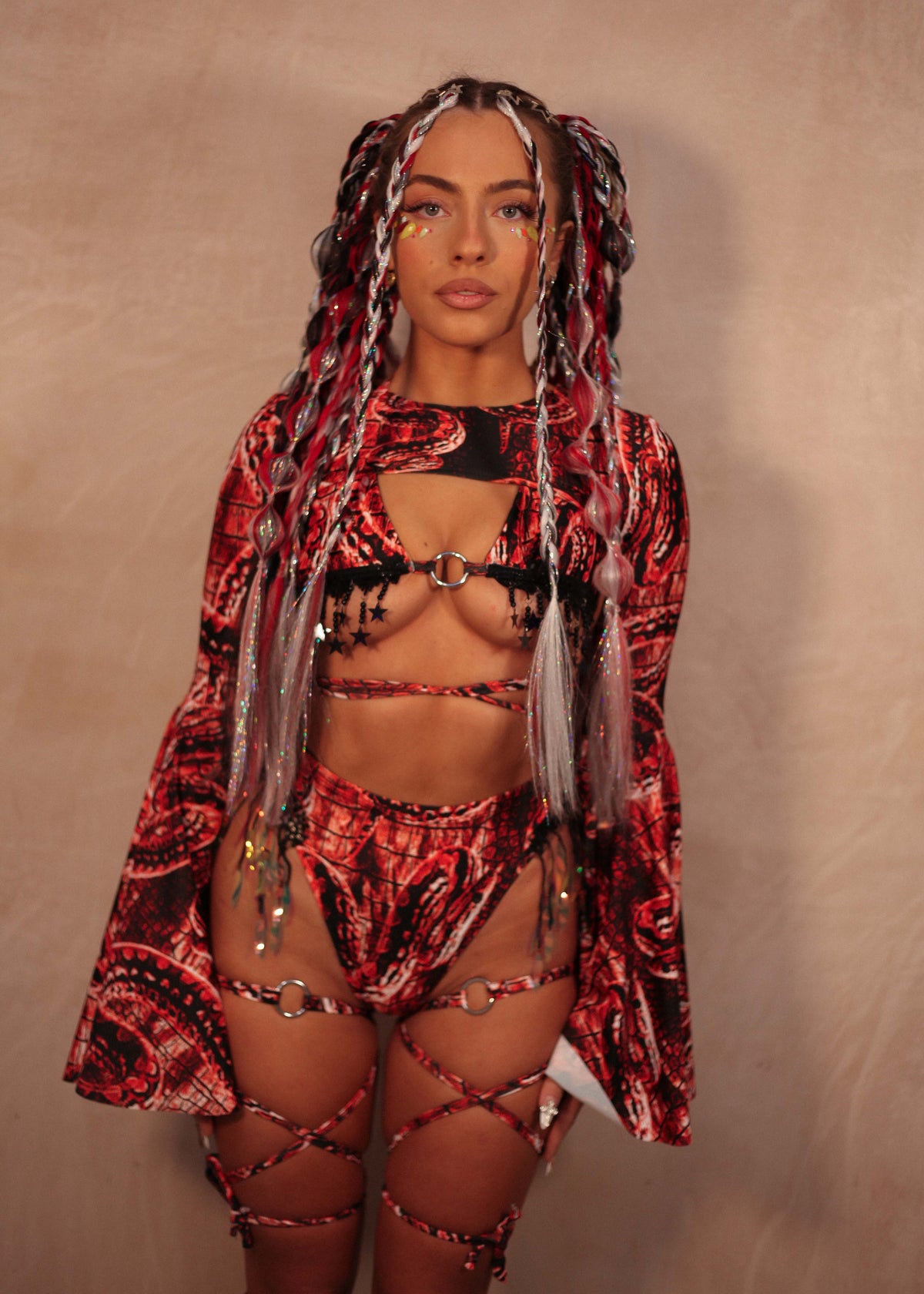 Red Venom O-Ring Star Triangle Top