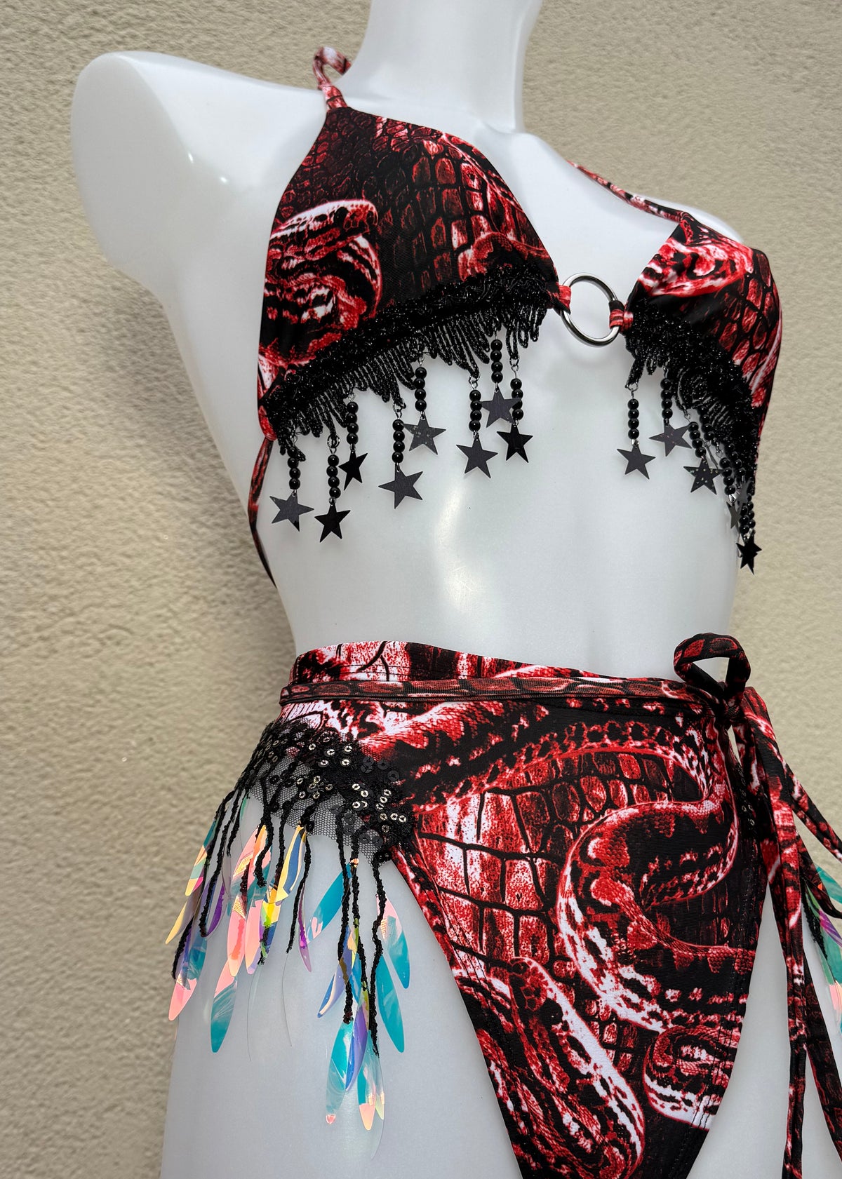 Red Venom Snakeskin Star Festival Outfit