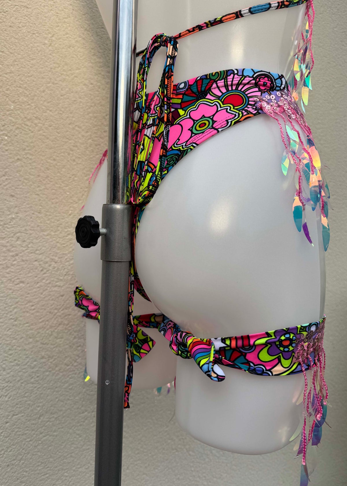 Trippin Daisies Pink Iridescent Festival Outfit